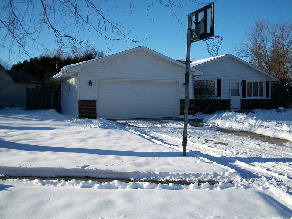 2nd image of 157 Northbreeze Dr
