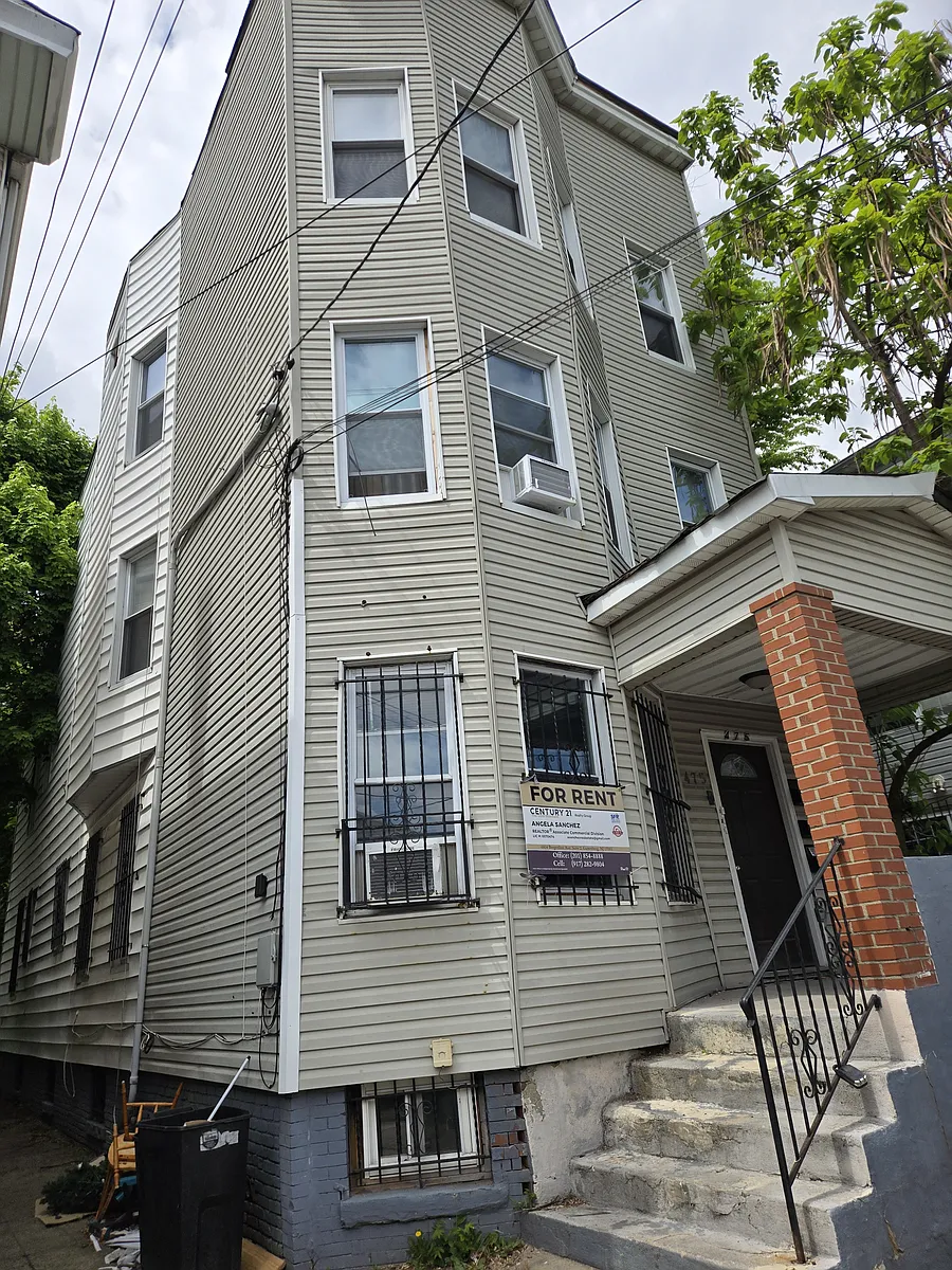 Building Photo - 475 S 19th St #1