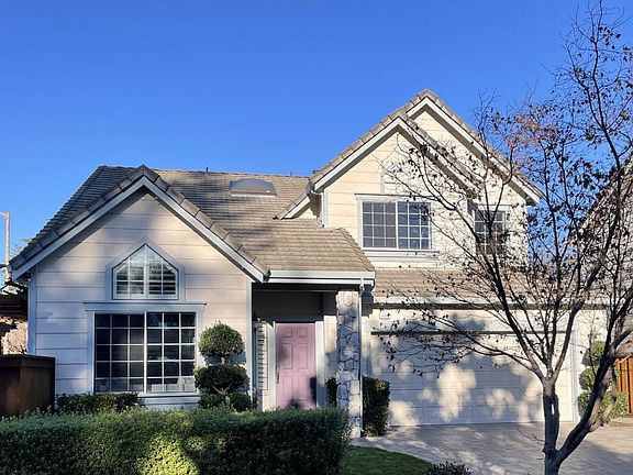 2nd image of 400 Camberly Way