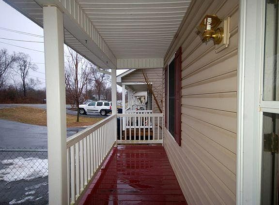 5th image of 1505 Archbold Ave NE
