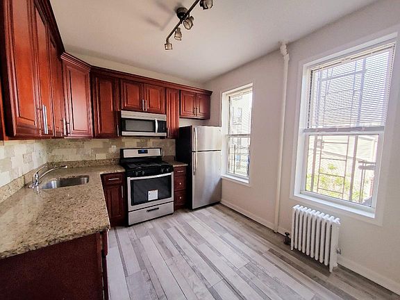2nd image of 61-05 Catalpa Ave #2L