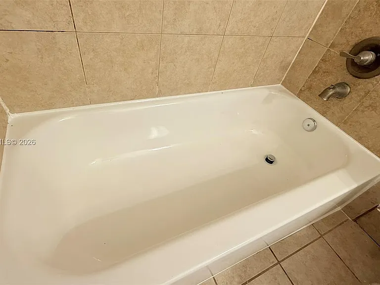 415 Executive Center Dr #203 — Photo 9