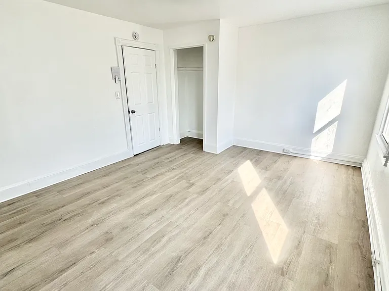 126 Poplar St — Photo 10