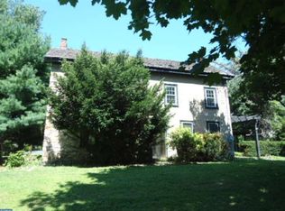 100 Orchard Ln, Feasterville Trevose, PA 19053