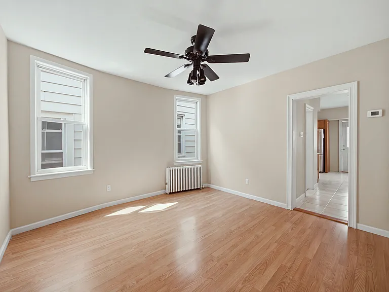 29 W 52nd St #2 — Photo 4