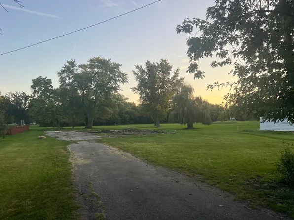 3533 Flossmoor Rd, Homewood, IL 60430