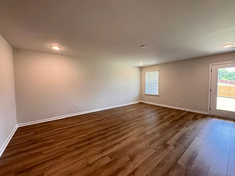 28 Coolidge Dr — Photo 21
