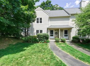 6101 Bayberry Ct, Carmel, NY 10512