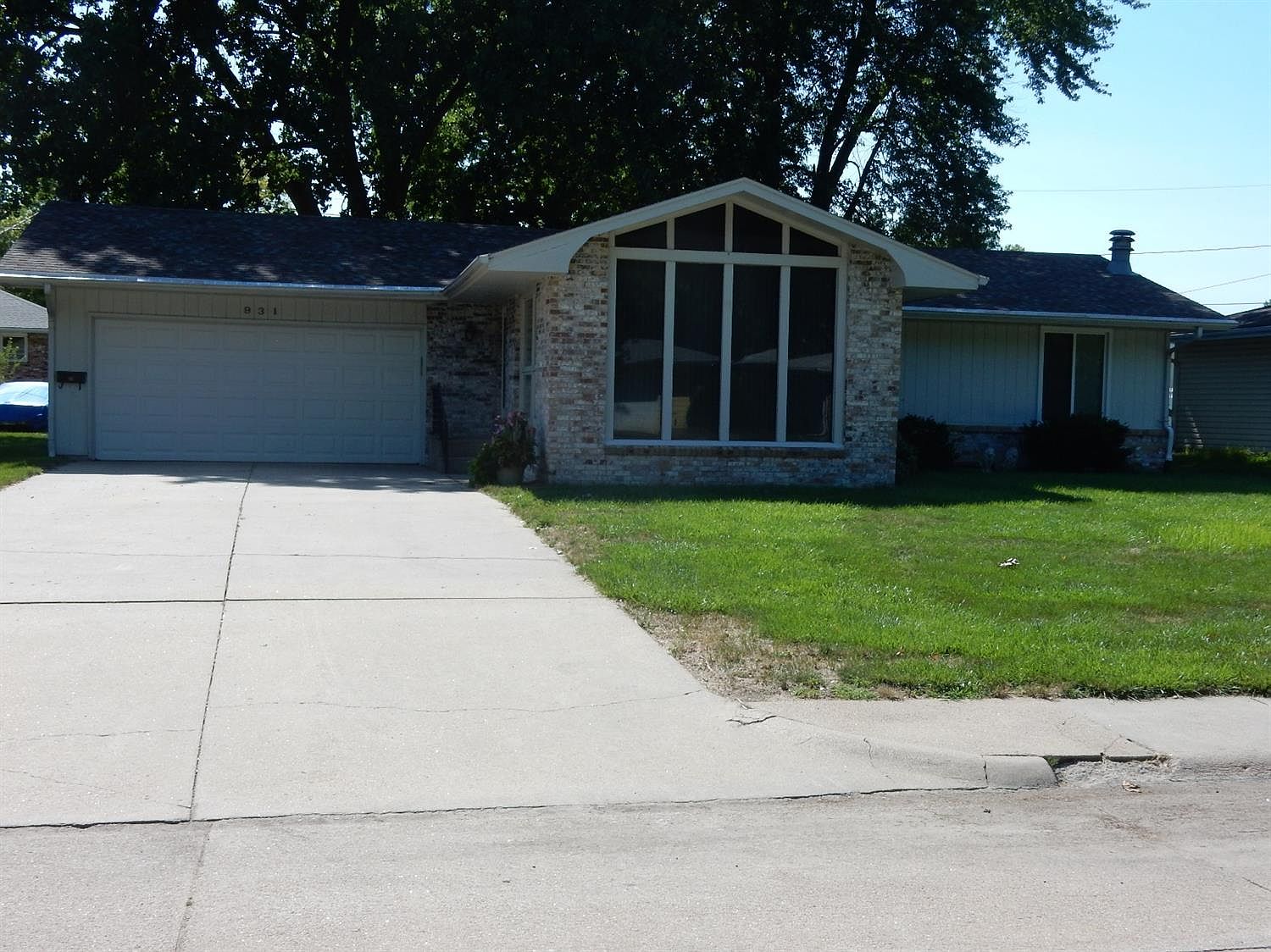 931 N 21st St Beatrice NE 68310 Zillow