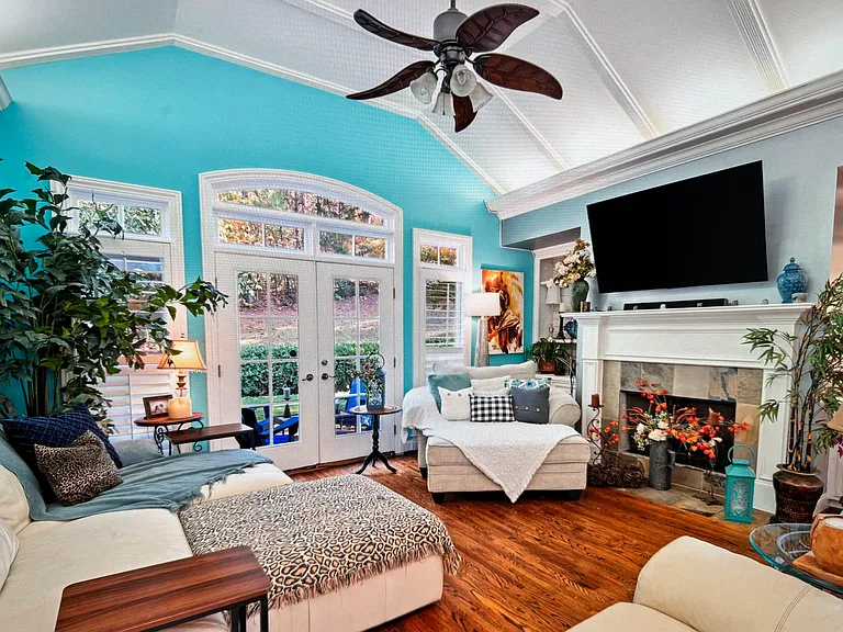 1500 Woodridge Pl — Photo 17