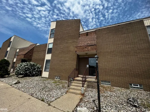23 Dickinson St Unit I, Mount Clemens, MI 48043