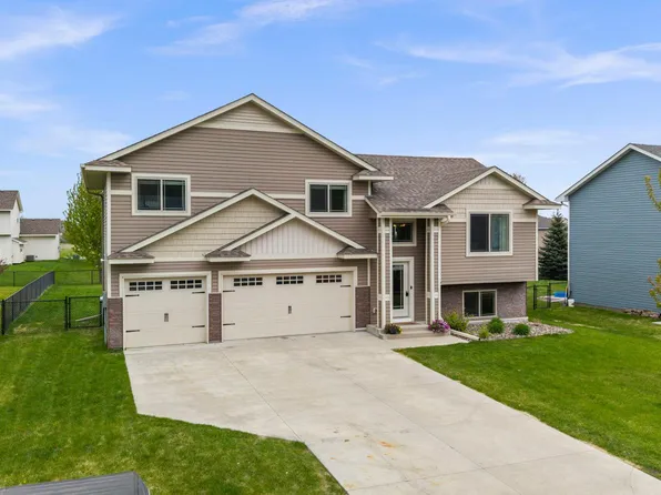 19089 Johnson St NW, Elk River, MN 55330