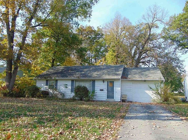 1st image of 150 S Dana Ave