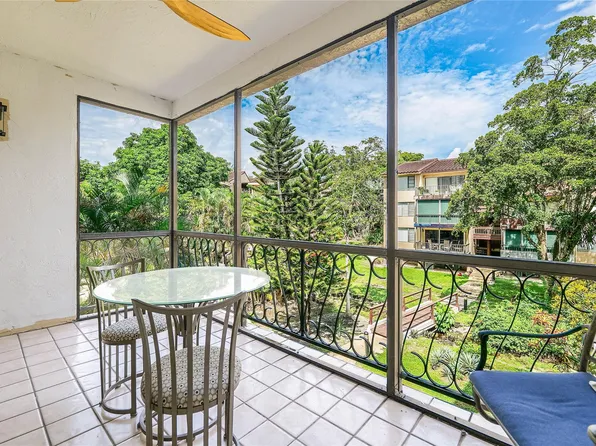 6010 S Falls Circle Drive #305, Lauderhill, FL 33319