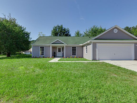 2nd image of 8112 Colonnade Ct W