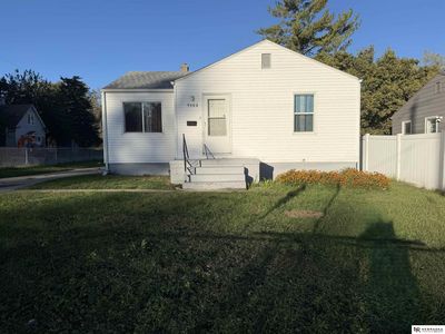 5302 N 39th Cir, Omaha, NE, 68111