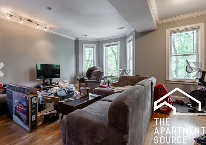 1318 W Roscoe St #2 — Photo 6