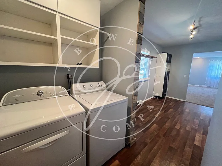 2300 Crystal Ave — Photo 7
