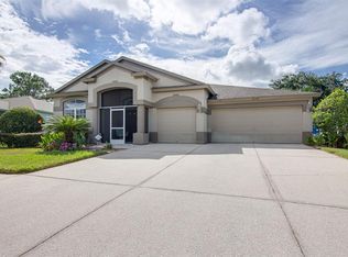 5504 Riva Ridge Dr, Zephyrhills, FL 33544