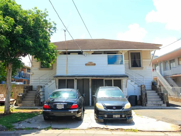 743 Pumehana St, Honolulu, HI 96826