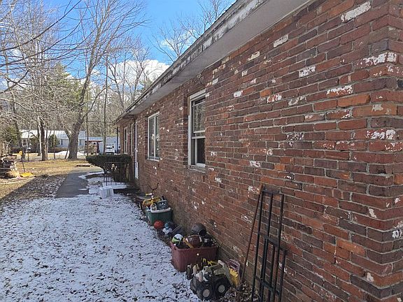 5th image of 773 Salmon Falls Road