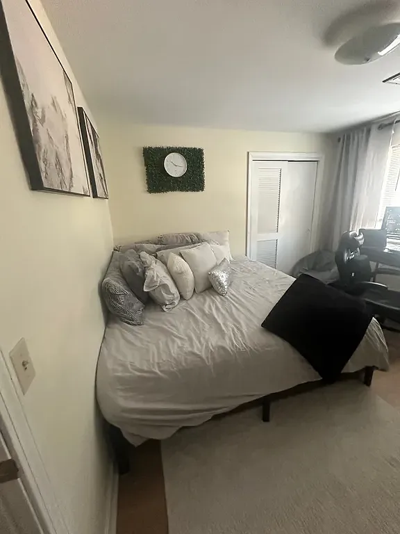 2 bed, 1000 sqft, $1,800 — Photo 4