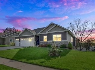 2709 Turnstone Cir, Fitchburg, WI 53719