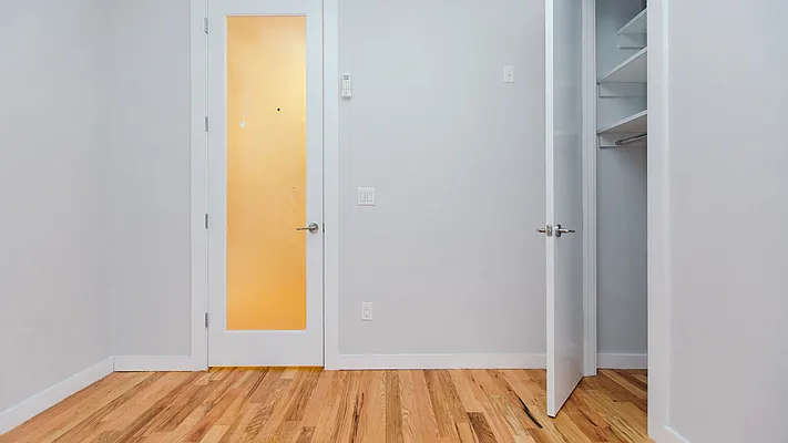 Rented by Nooklyn NYC LLC | media 25