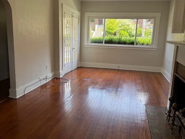 1669 New Haven Ave #1 — Photo 3