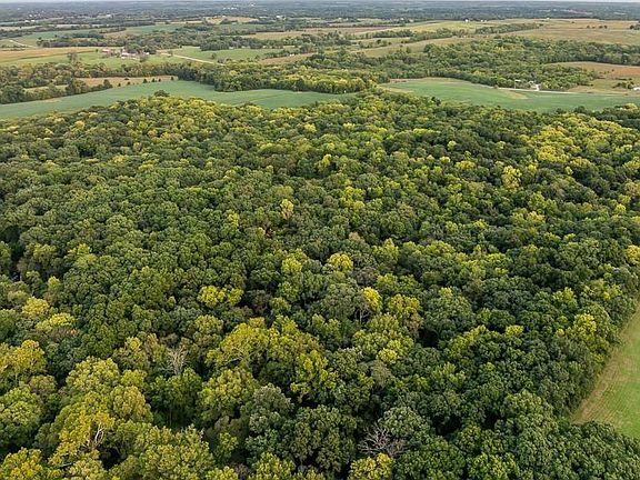 4th image of NW County Farm Dr