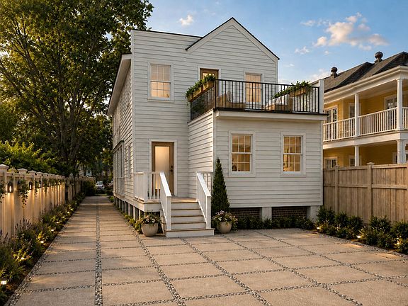 2nd image of 8 Islington Ct