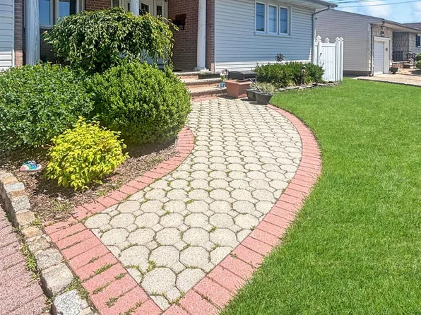 50 Preston Rd, Colonia, NJ 07067