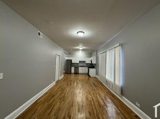 5700 S Calumet Ave, Chicago, IL 60637