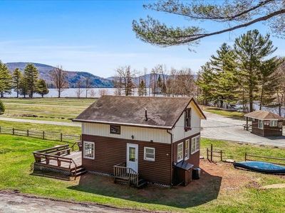 95 Bellwater Avenue, Barton, VT, 05822