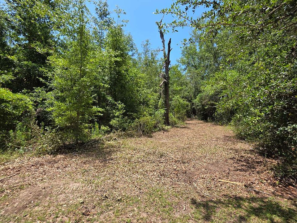 1st image of SE Country Club Rd