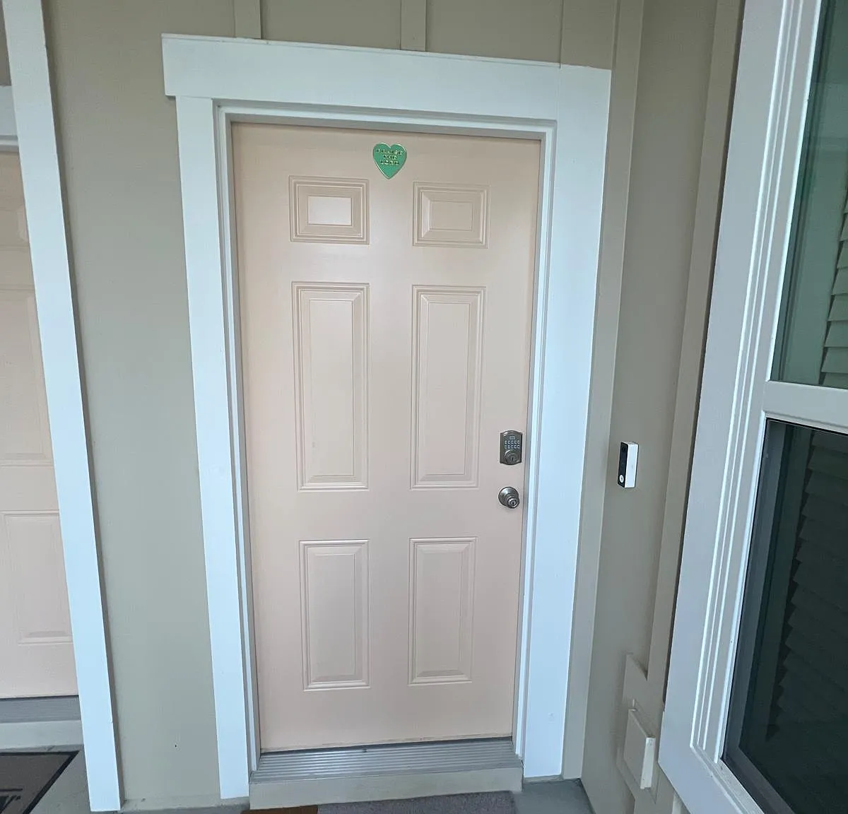 2 bed, 2.5 bath, 1210 sqft, $1,745 — Photo 3