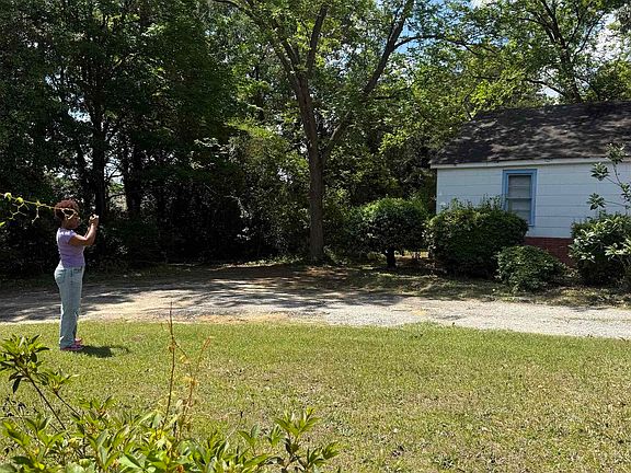 2nd image of 817 Colleton St