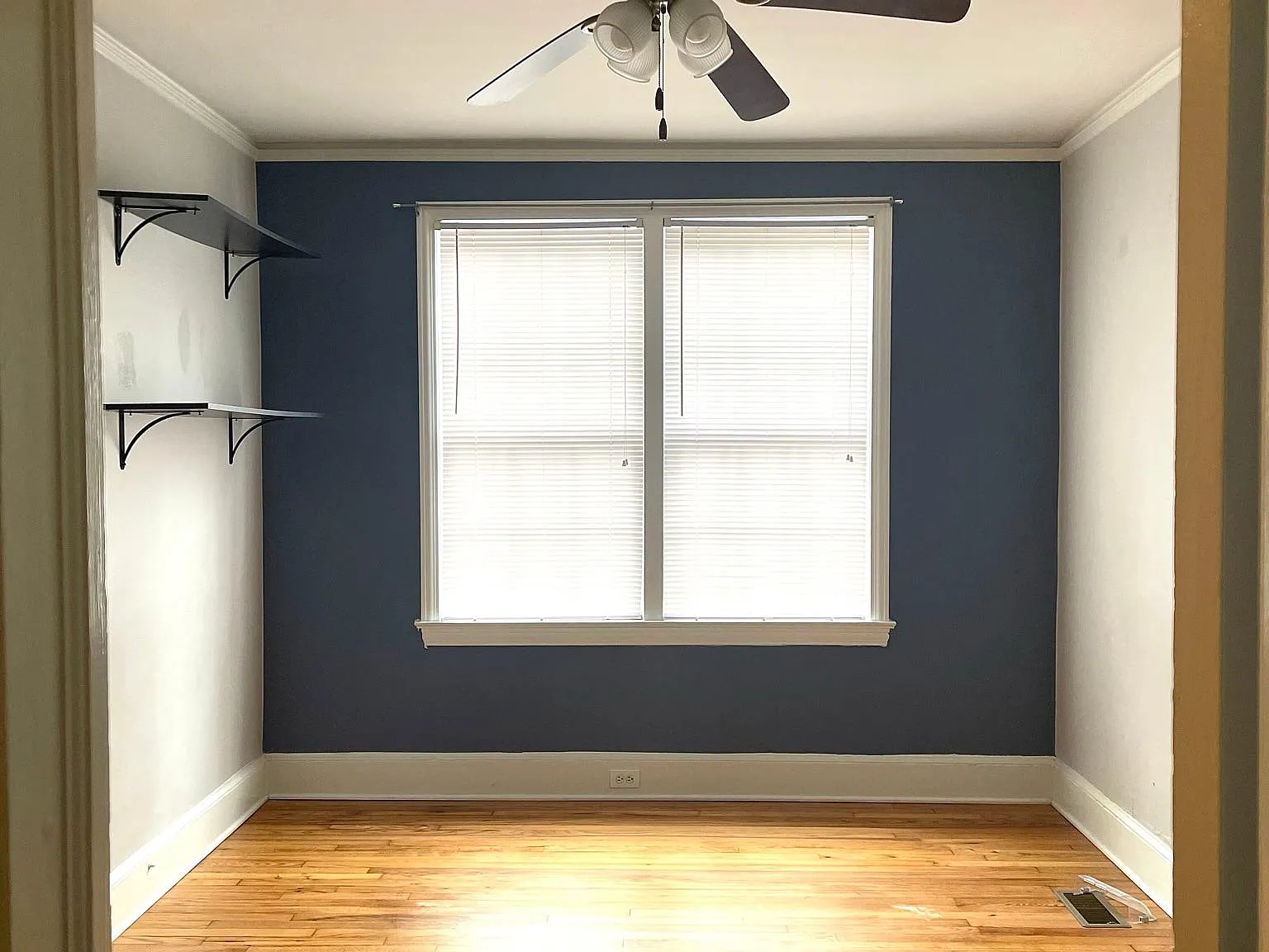 3304 Blossom St — Photo 4