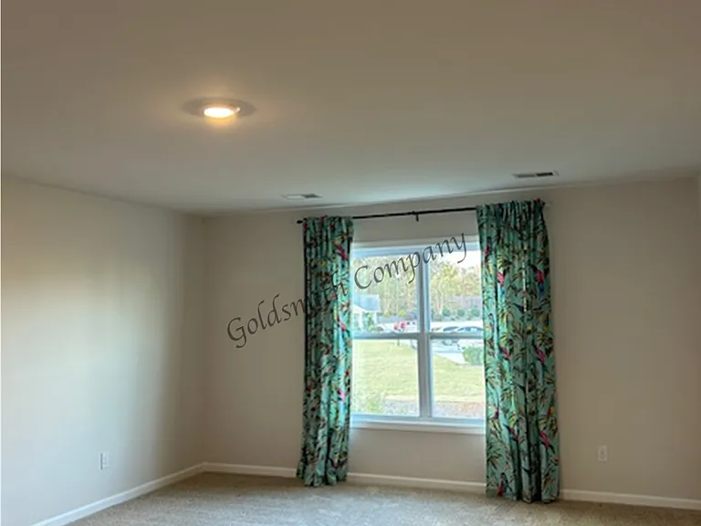 517 Yellow Fox Rd — Photo 8