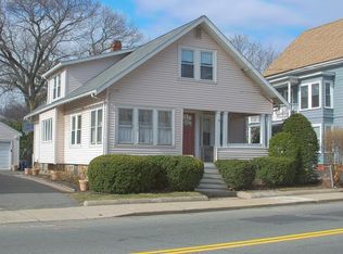 82 Lynnfield St, Lynn, MA 01904