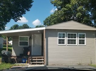 125 Mountain Village Dr, Macungie, PA