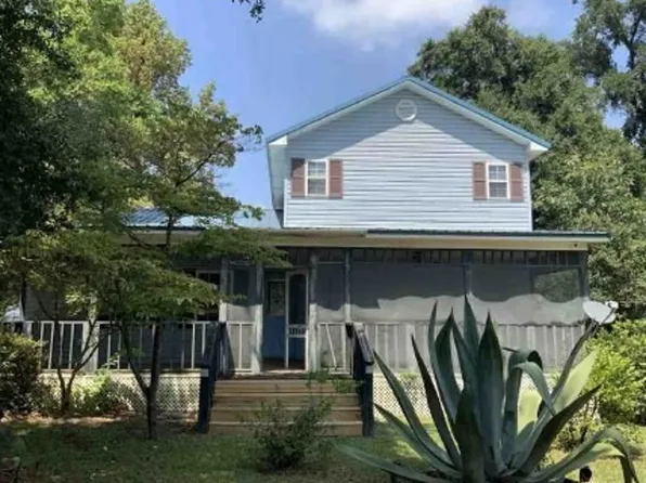 120 Devaughn Ave, Montezuma, GA 31063