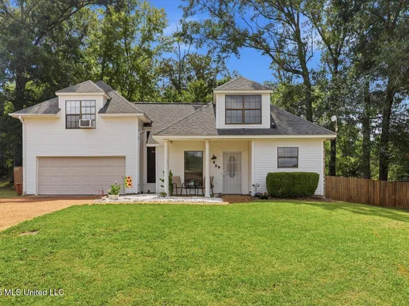 429 Vining Ct, Jackson, MS 39272