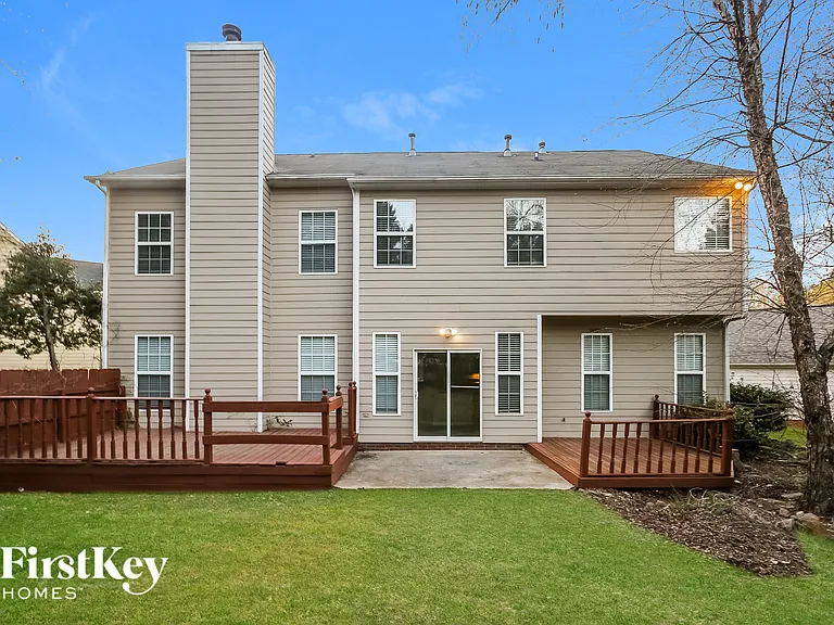 8802 Glenover Cir — Photo 14