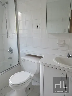 Rented by Highline Residential | media 34