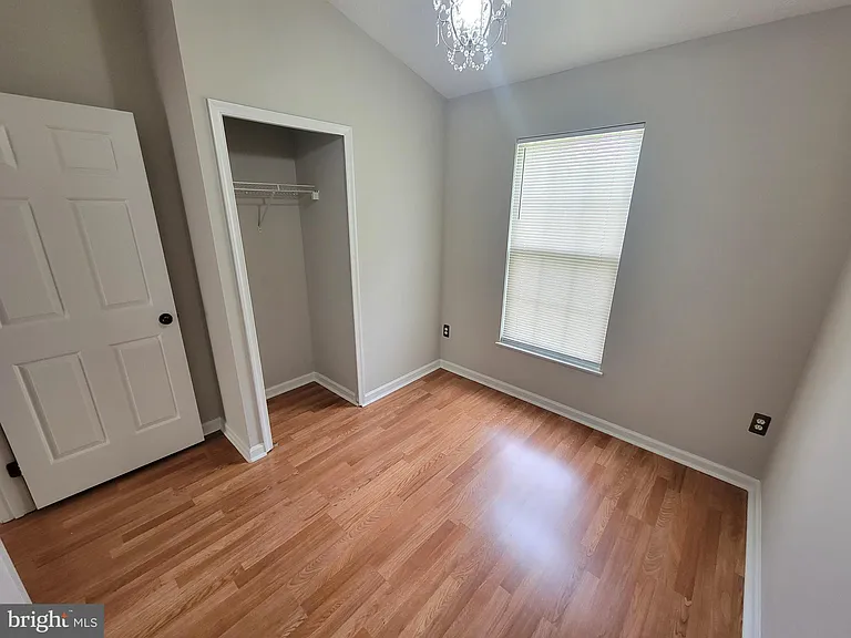 8702 Castlerock Ct — Photo 52