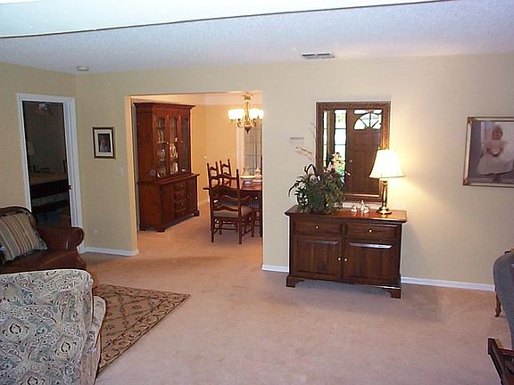 4th image of 400 Red Mulberry Ct