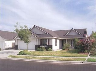 5841 W Wathen Ave, Fresno, CA 93722