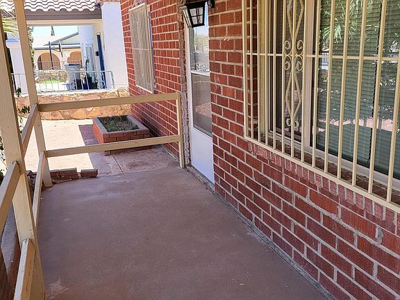 4th image of 3134 Van Buren Ave