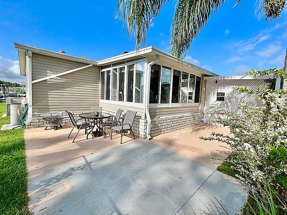 3rd image of 1741 Western Redwood Ave #142